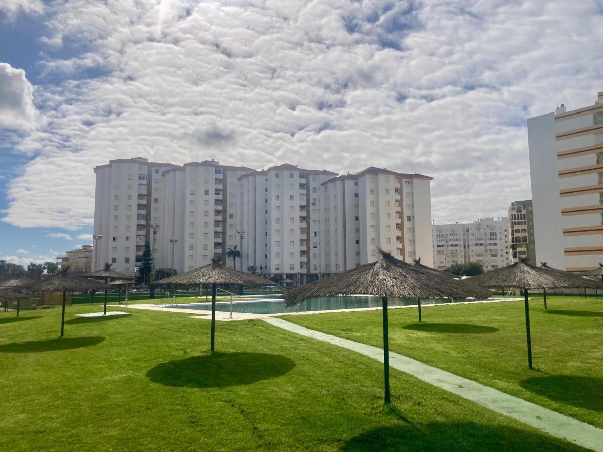 Apartamento Valdemar Playa - Wifi & Aparcamiento El Puerto de Santa María Esterno foto