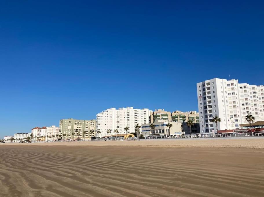 Apartamento Valdemar Playa - Wifi & Aparcamiento El Puerto de Santa María Esterno foto