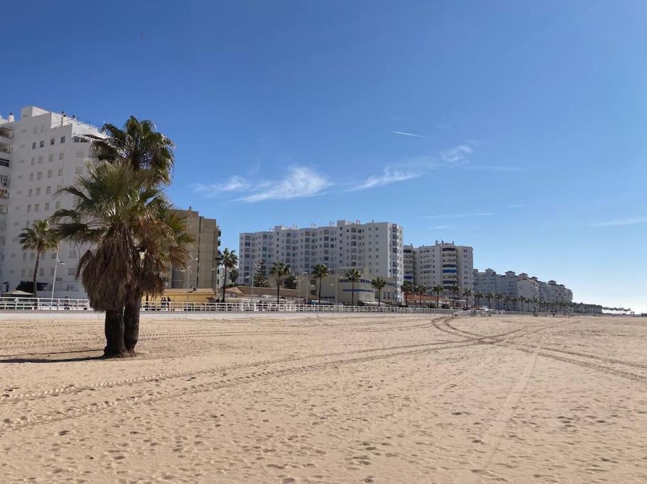 Apartamento Valdemar Playa - Wifi & Aparcamiento El Puerto de Santa María Esterno foto
