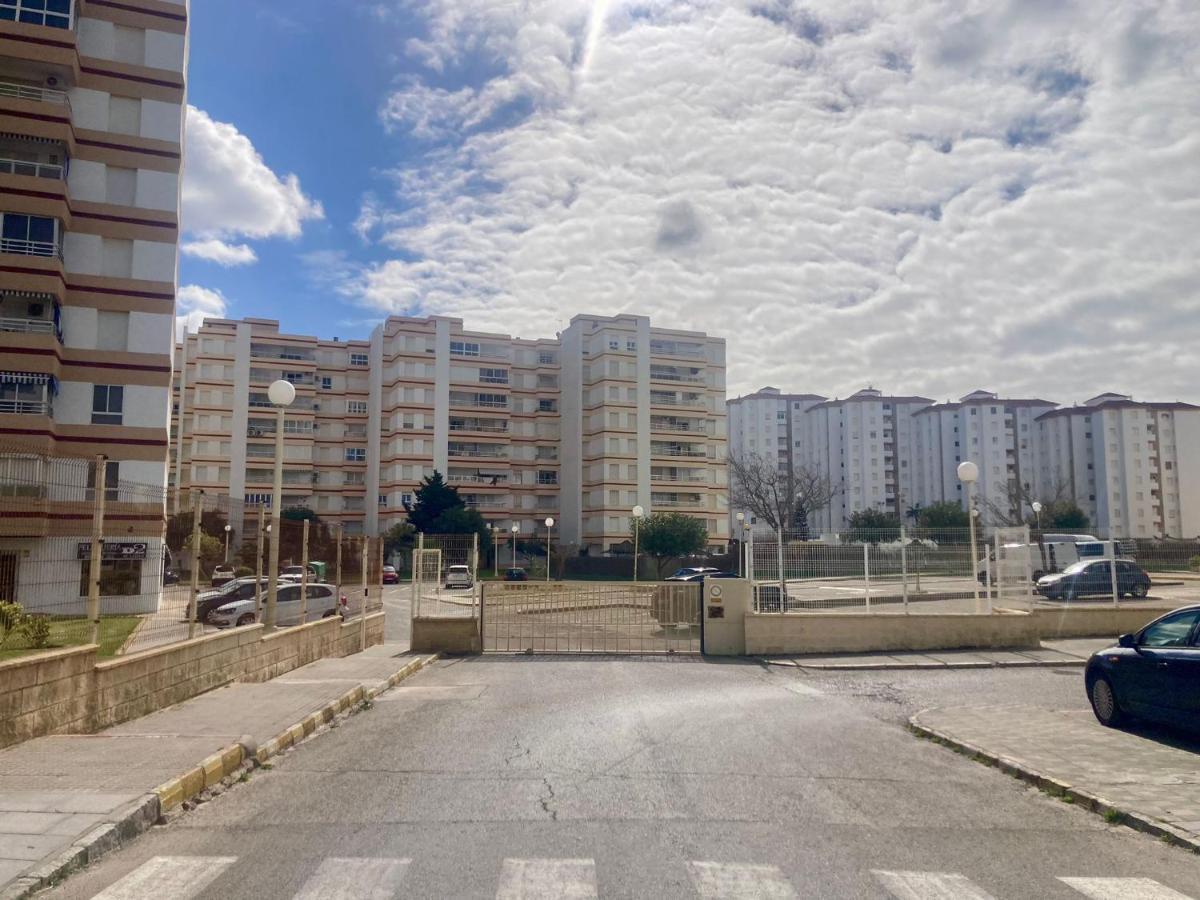 Apartamento Valdemar Playa - Wifi & Aparcamiento El Puerto de Santa María Esterno foto